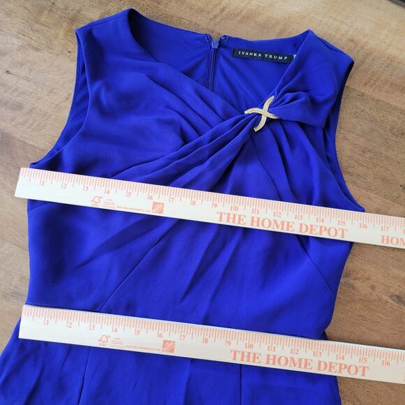 Ivanka Trump Dress Womens Sz 2 Blue with Gold Hardware Pleat Front Office Party - Picture 10 of 11